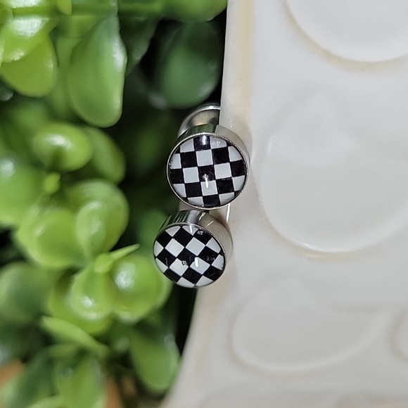 Checkered Dome Stud Earrings - Picture 3 of 5